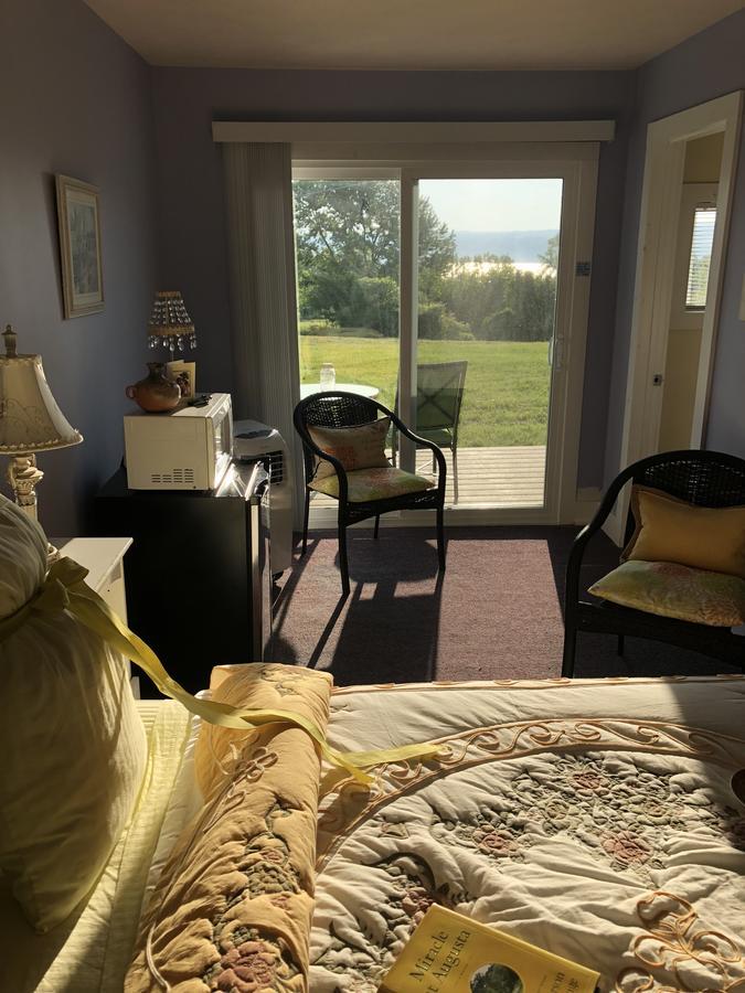Savannah House Wine Country Inn & Cottages Himrod Exterior photo